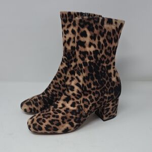 Silent D Stylish Leopard Print Ankle Booties Size 39= 8
